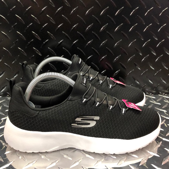 NEW Skechers DYNAMIGHT Black/White - Picture 3 of 8